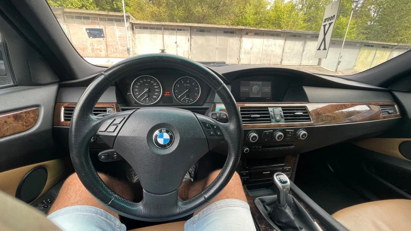 BMW 525 Xi 3.0 218к.с, снимка 5 - Автомобили и джипове - 47146142