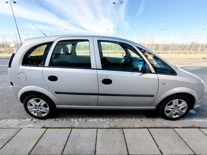 Opel Meriva 1.4 верига, снимка 3 - Автомобили и джипове - 48801882