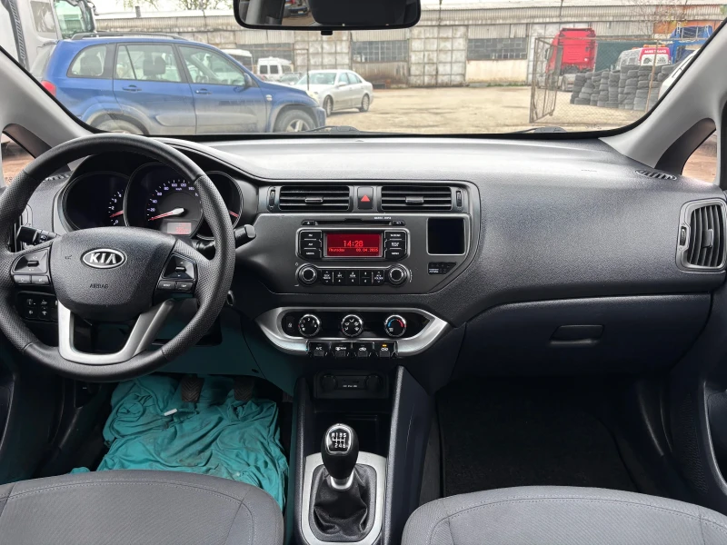 Kia Rio 1.4 D  6 скорости, снимка 8 - Автомобили и джипове - 52446129