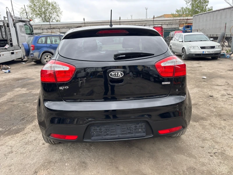 Kia Rio 1.4 D  6 скорости, снимка 4 - Автомобили и джипове - 52446129