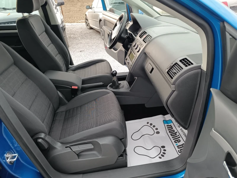 VW Touran 1.9TDI 105hp-  6 speed ., снимка 11 - Автомобили и джипове - 53011262