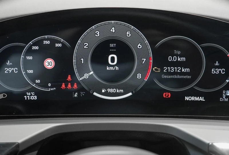 Porsche Panamera 4/FACELIFT/LED-MATRIX/BOSE/HEAD UP/360/, снимка 11 - Автомобили и джипове - 53108329