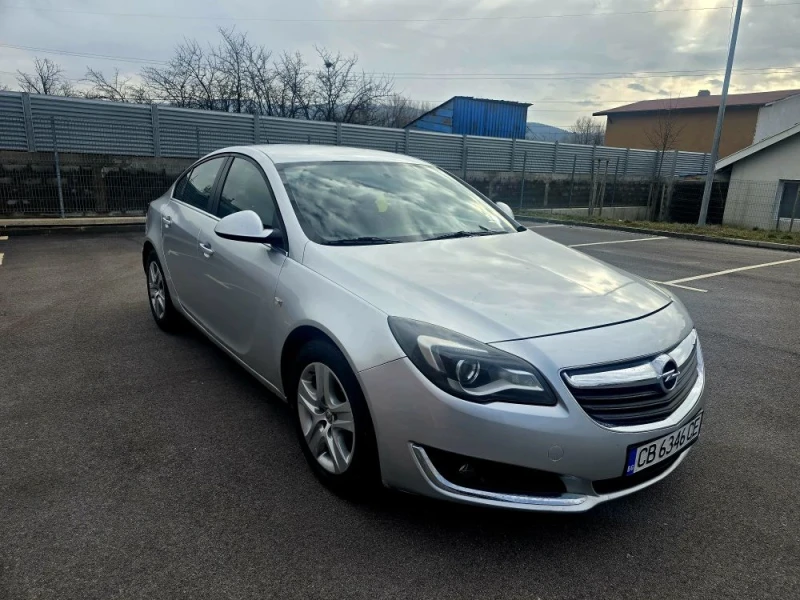 Opel Insignia 2.0D АВТОМАТ 2015g  , снимка 2 - Автомобили и джипове - 53125034