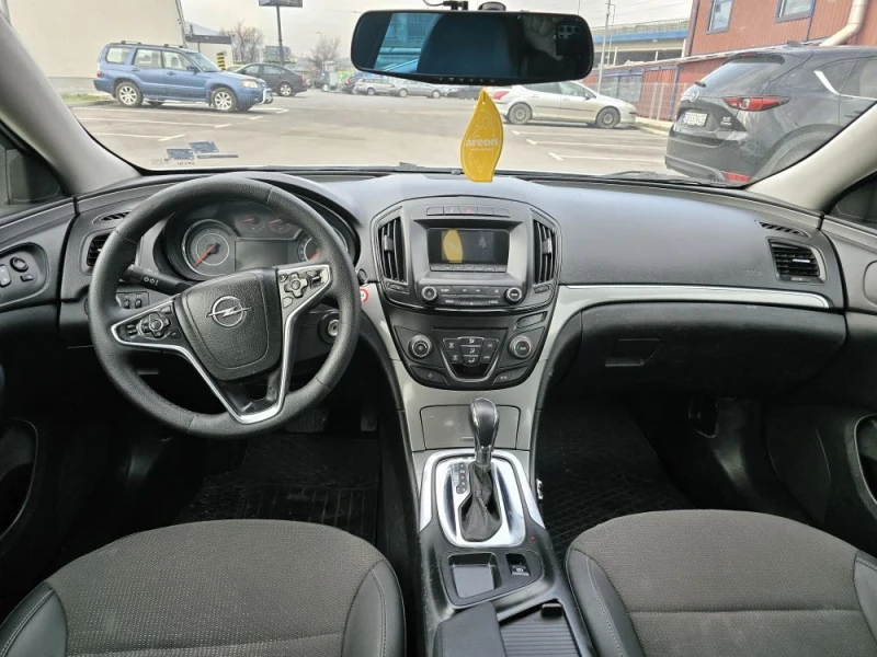 Opel Insignia 2.0D АВТОМАТ 2015g  , снимка 5 - Автомобили и джипове - 53125034