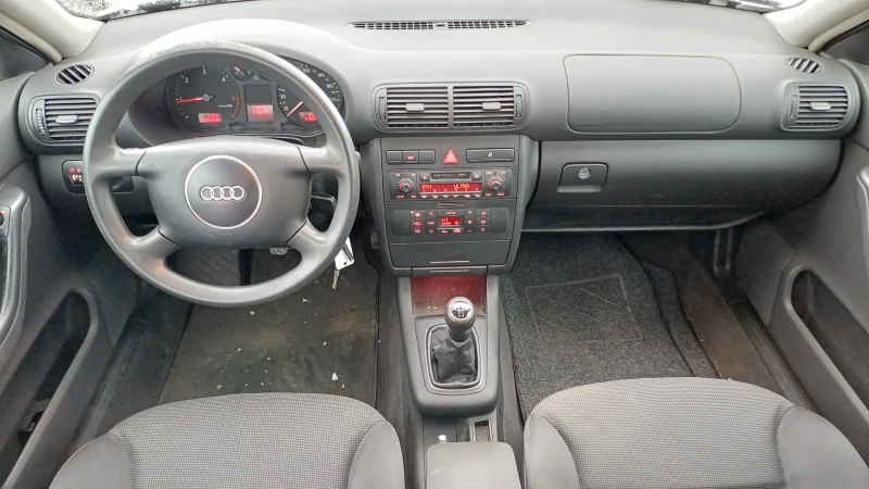 Audi A3 1.9TDI, снимка 4 - Автомобили и джипове - 53569969