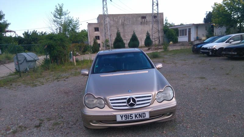 Mercedes-Benz C 220 CDI, снимка 1 - Автомобили и джипове - 18492285