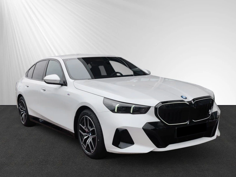 BMW 520 i = NEW= M-Sport Pro Гаранция - 110920 лв. - 31633509 | Car24.bg