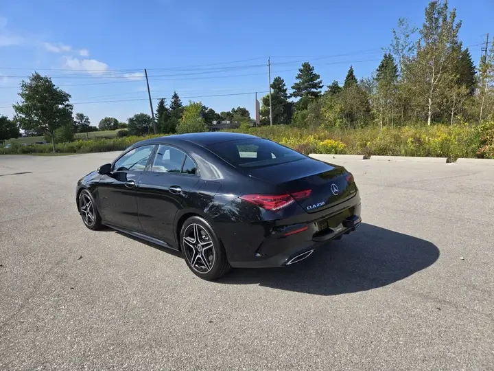 Mercedes-Benz CLA 250 AMG LINE/PANO/KAMEPA/KEYLESS/NAVI  - изображение 6