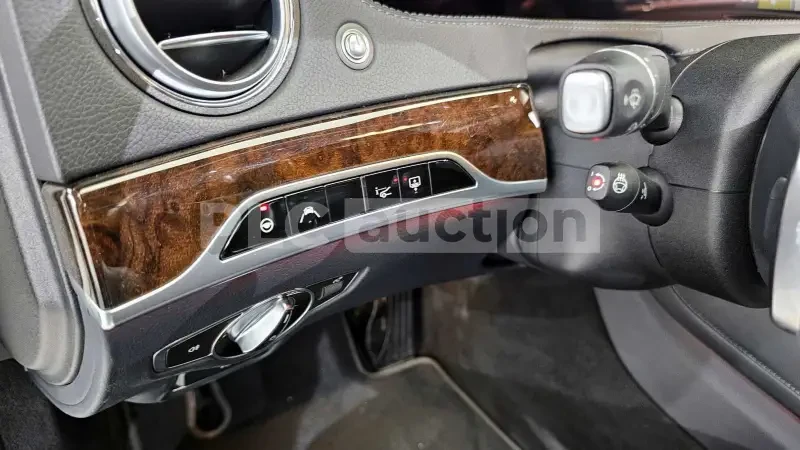Mercedes-Benz S 560 4matic| 360 | HEAD-UP| TV| DISTRONIC, снимка 11 - Автомобили и джипове - 54285651