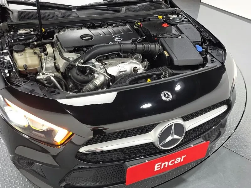 Mercedes-Benz A 220 W177 A220 Hatchback, снимка 6 - Автомобили и джипове - 56355839
