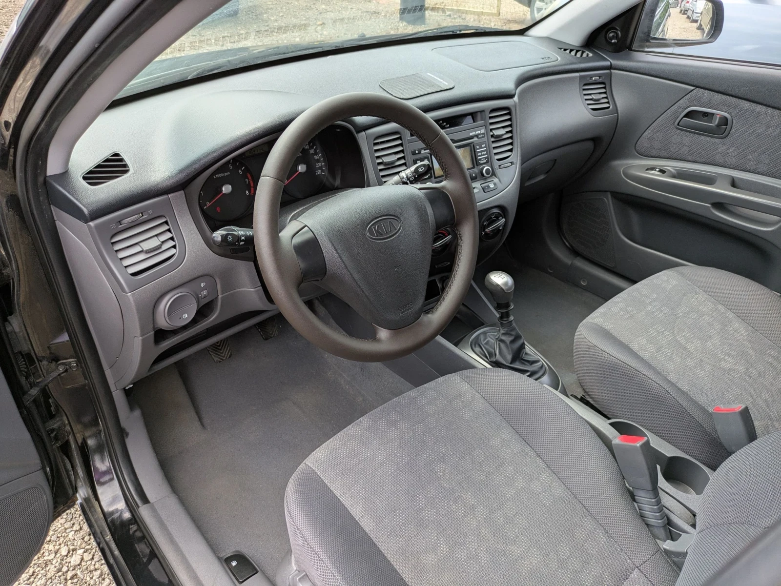 Kia Rio 1.4i FACELIFT - изображение 7