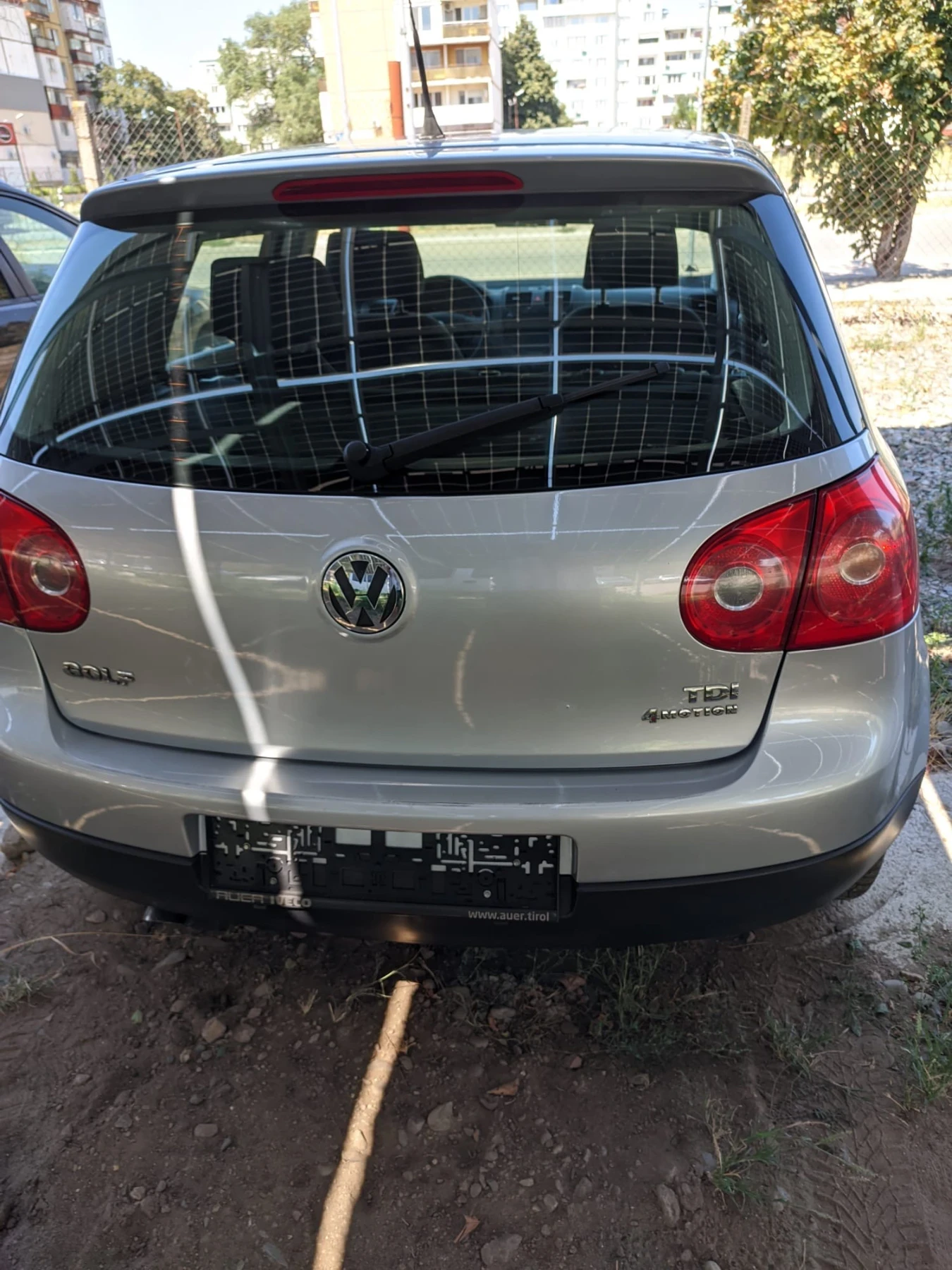 VW Golf 1.9tdi 4x4 Navi - изображение 3