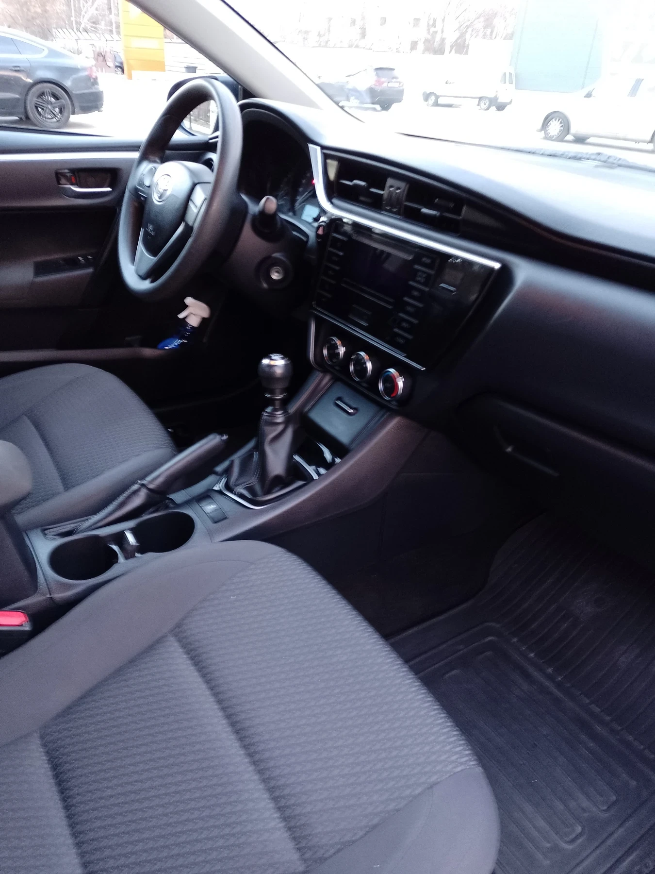 Toyota Corolla D4D - изображение 9