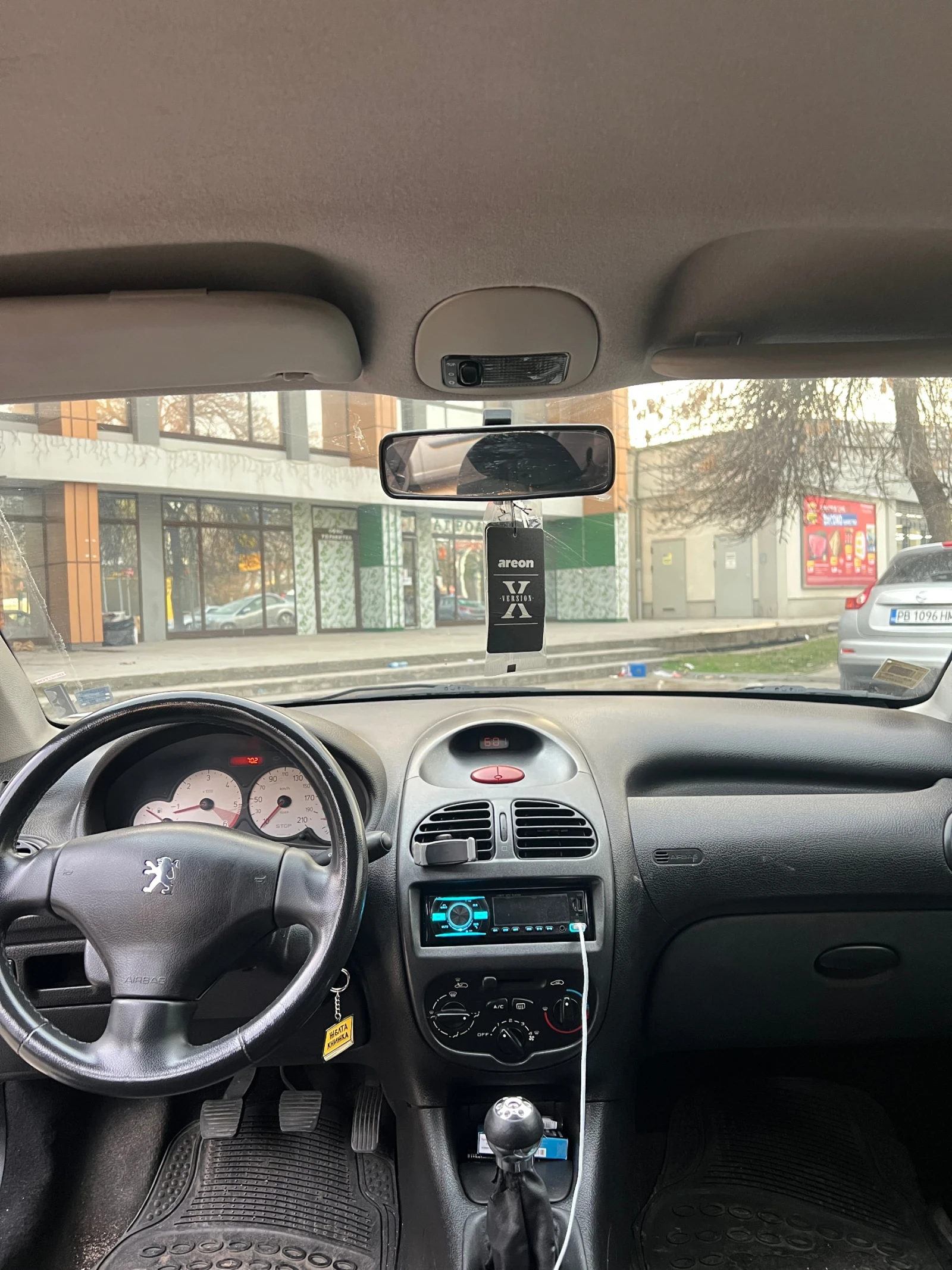 Peugeot 206 1.4 HDI БАРТЕР - изображение 7