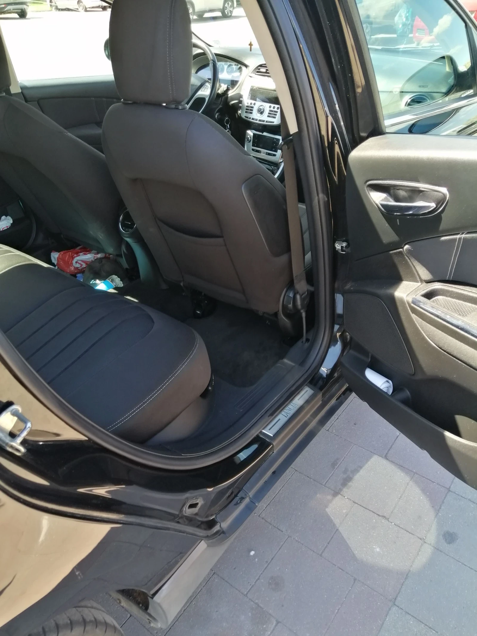 Lancia Delta 1.6 дизел  - изображение 7