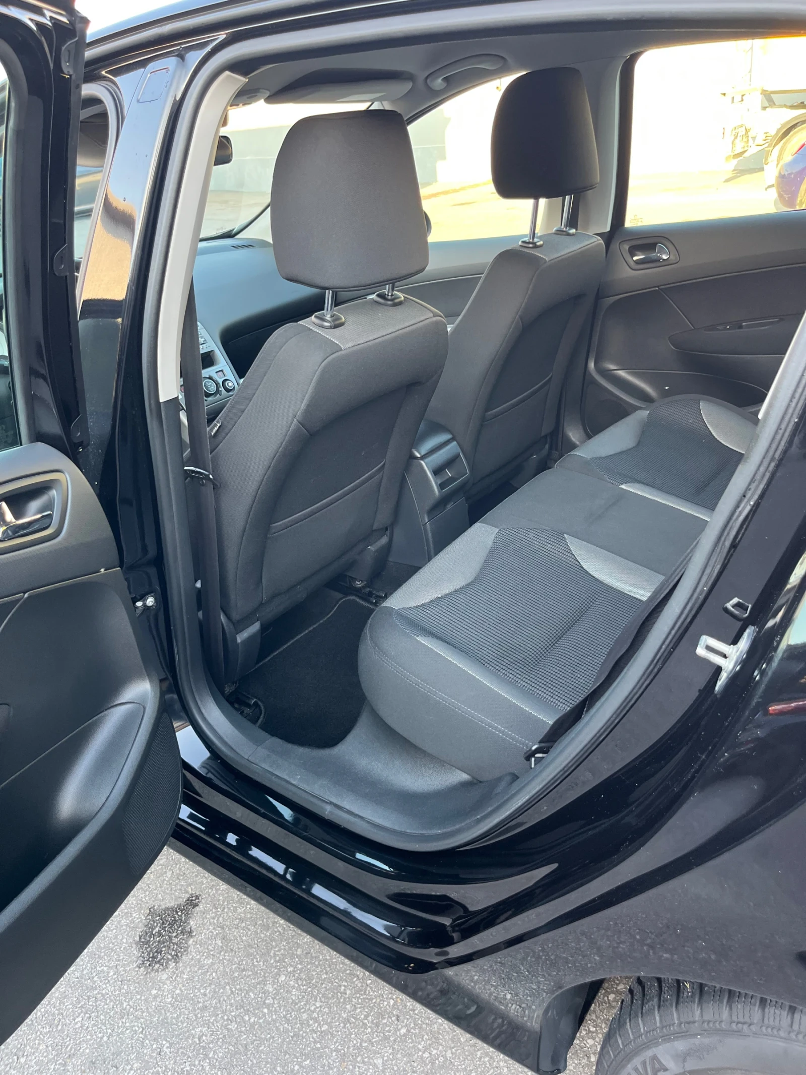 Peugeot 308 1.6HDI # Пълна сервизна история # Навигация # - изображение 9