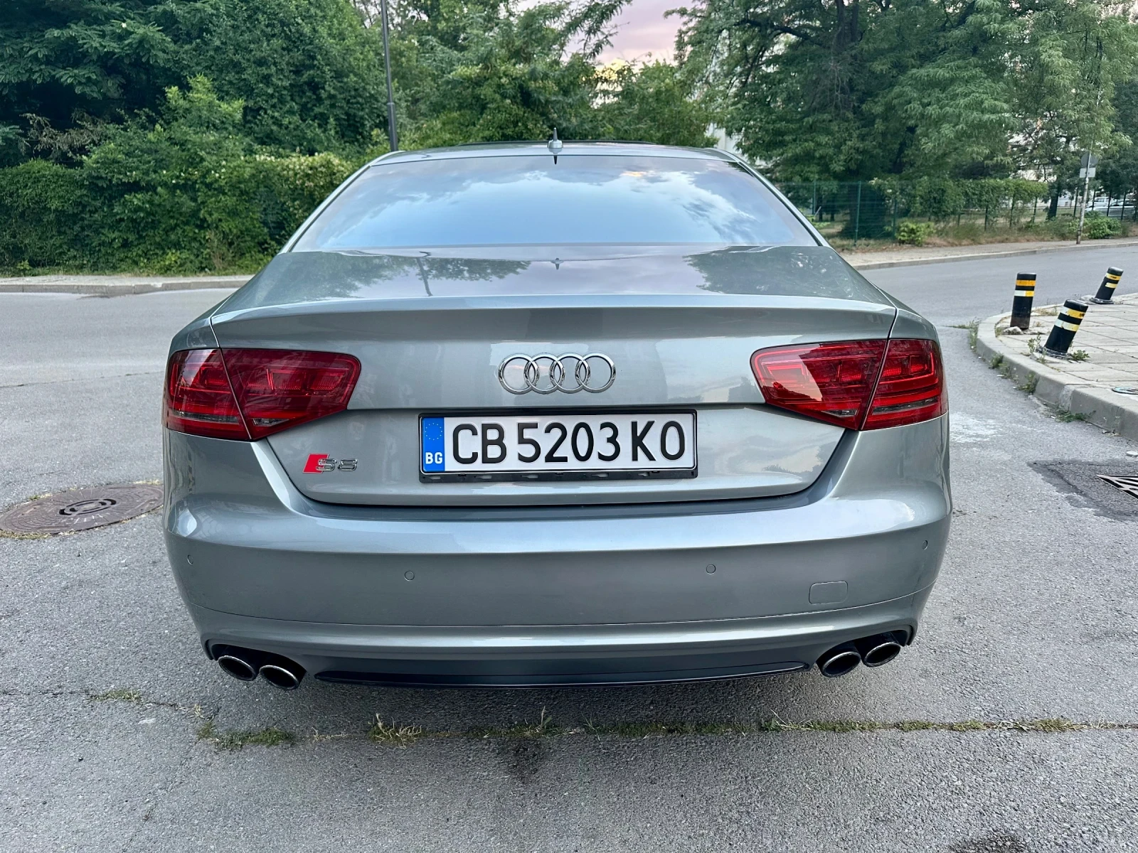 Audi S8  - изображение 6