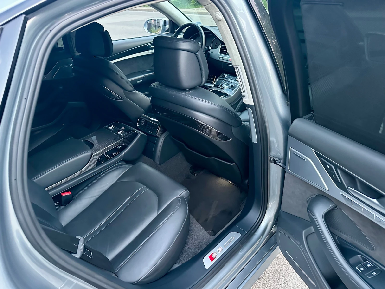 Audi S8 | Mobile.bg   11