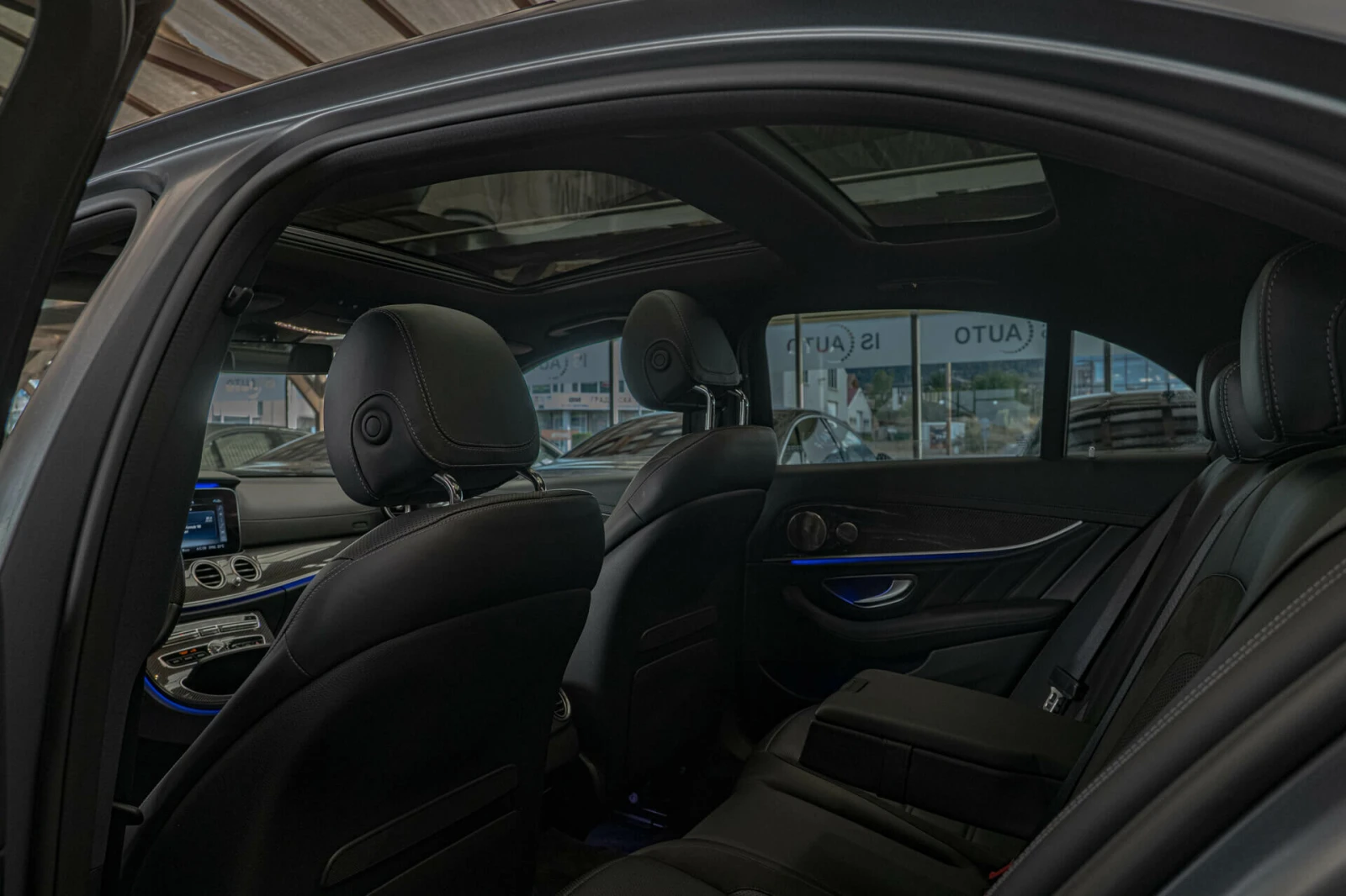 Mercedes-Benz E 53 AMG 4Matic+ /HuD/Burm///AIR Matic/ | Mobile.bg   9