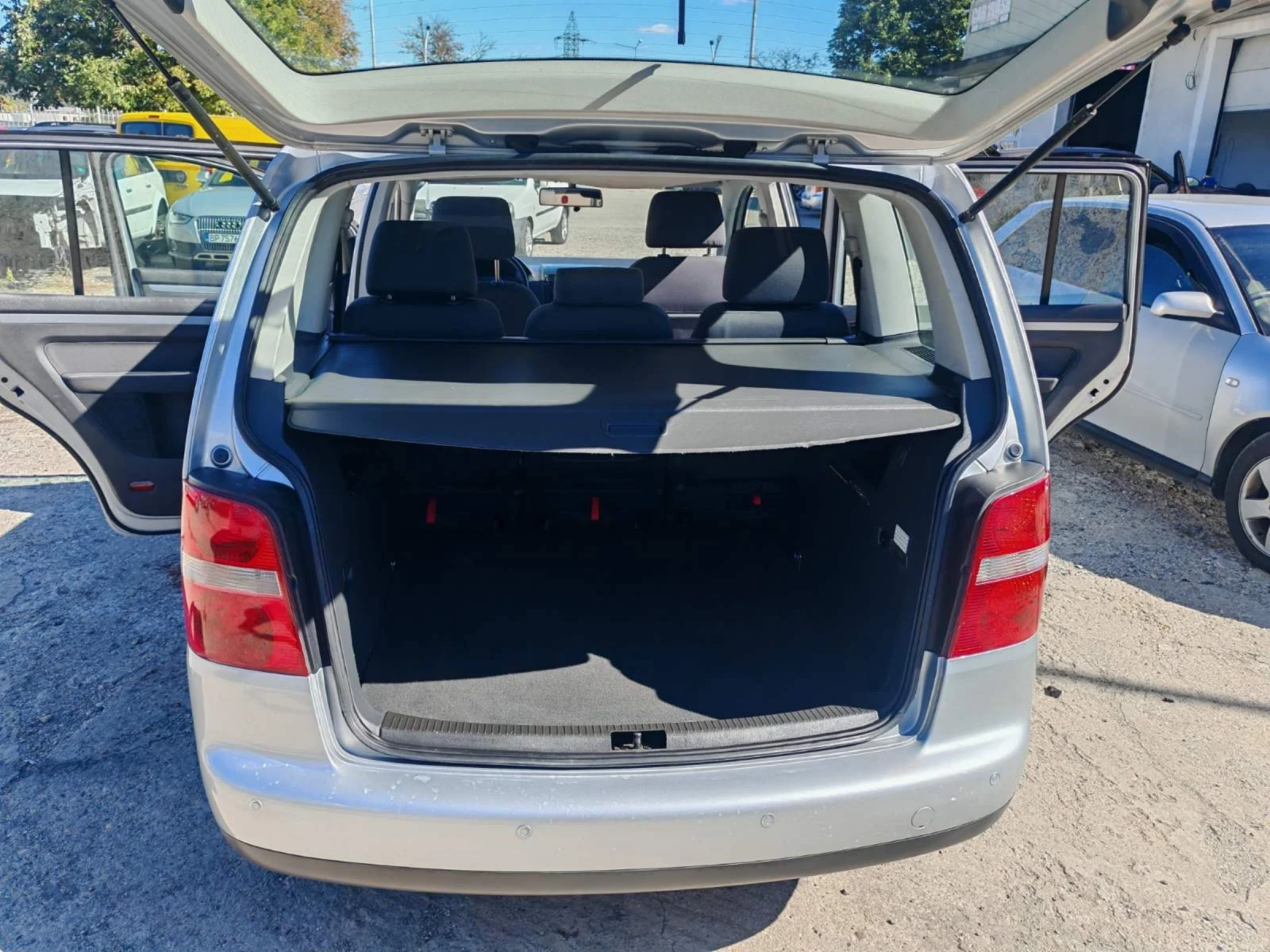 VW Touran 2.0 tdi 140hp - изображение 6