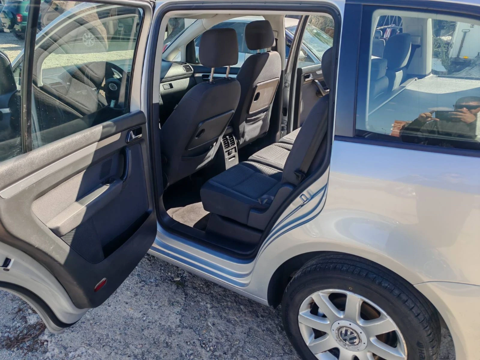 VW Touran 2.0 tdi 140hp - изображение 8