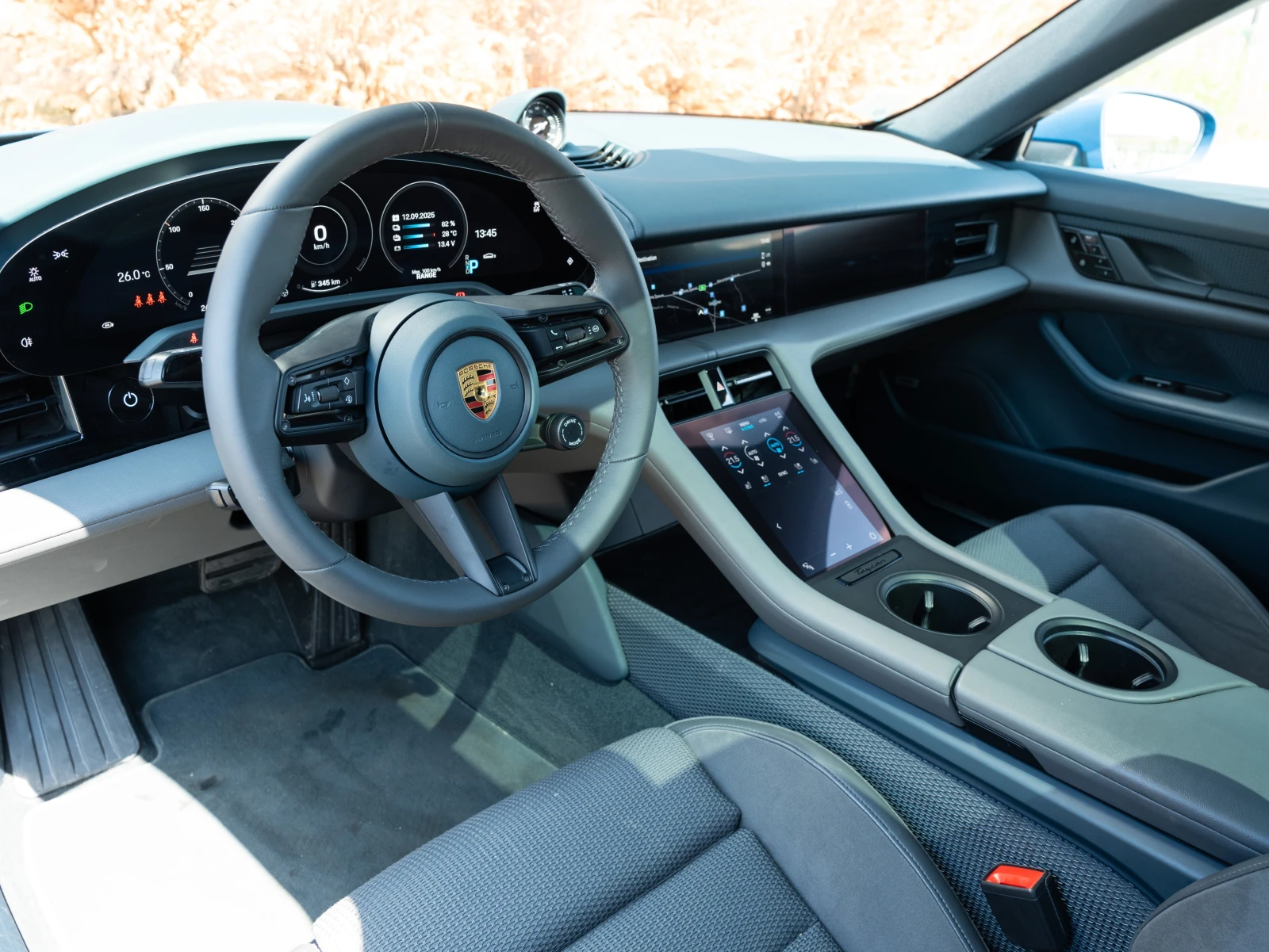 Porsche Taycan 4S - изображение 7