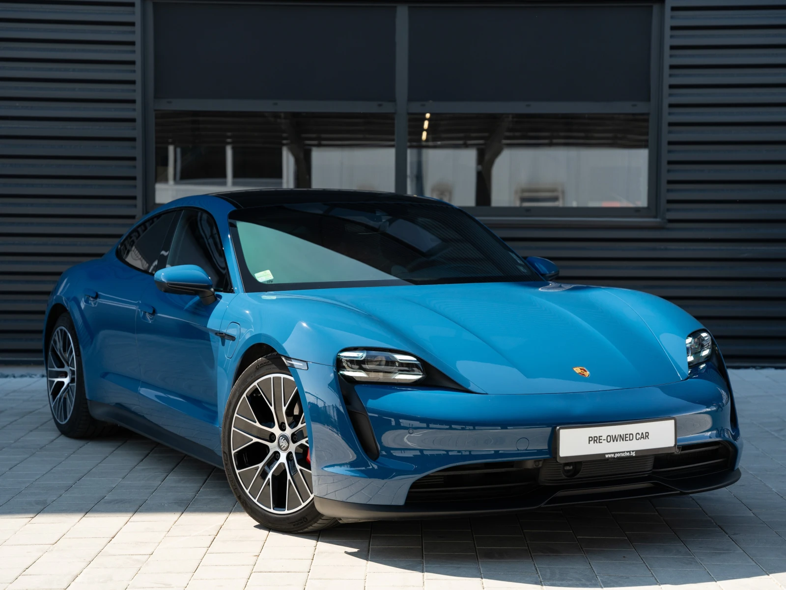 Porsche Taycan 4S - изображение 3