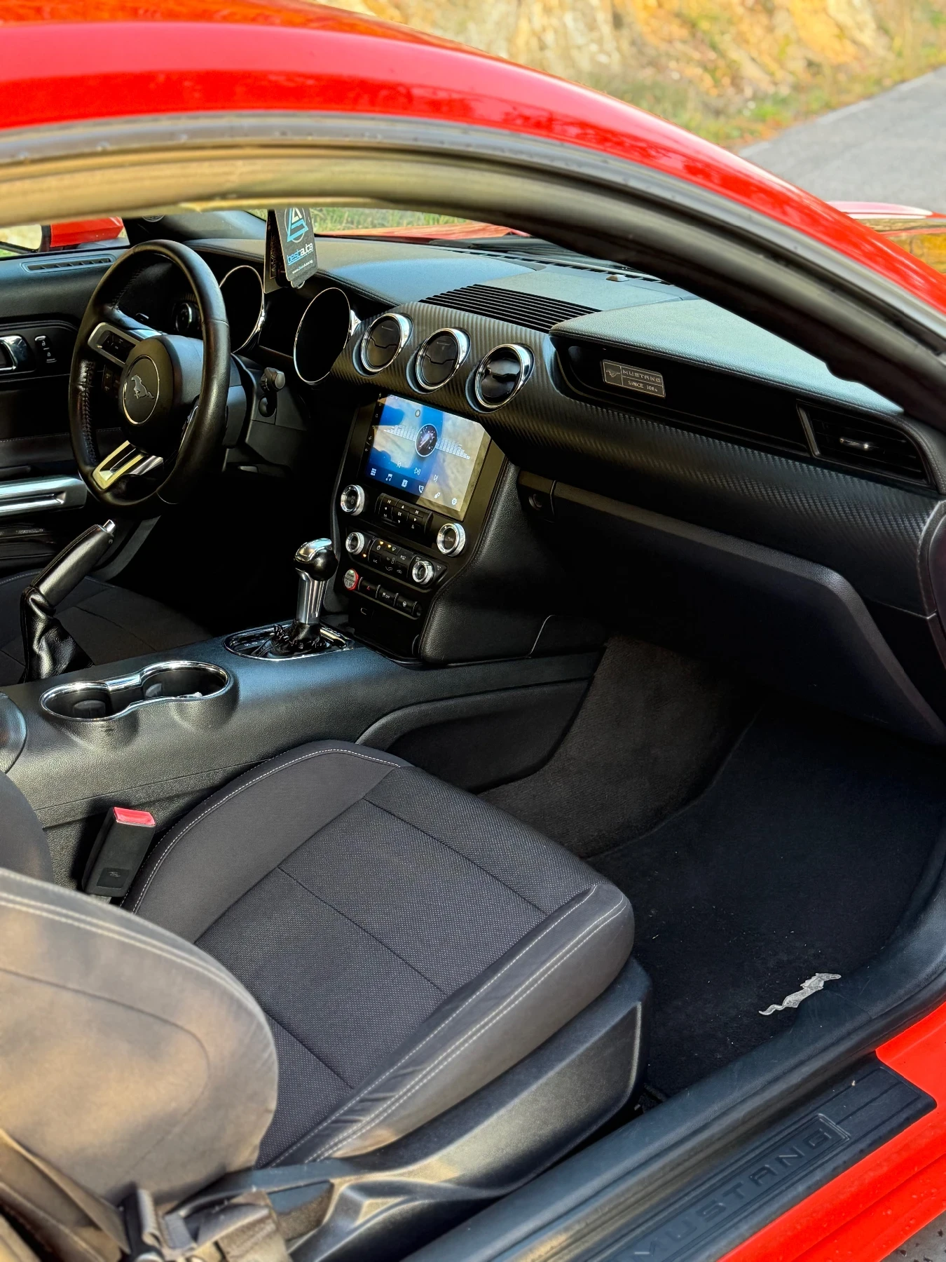 Ford Mustang  - изображение 7