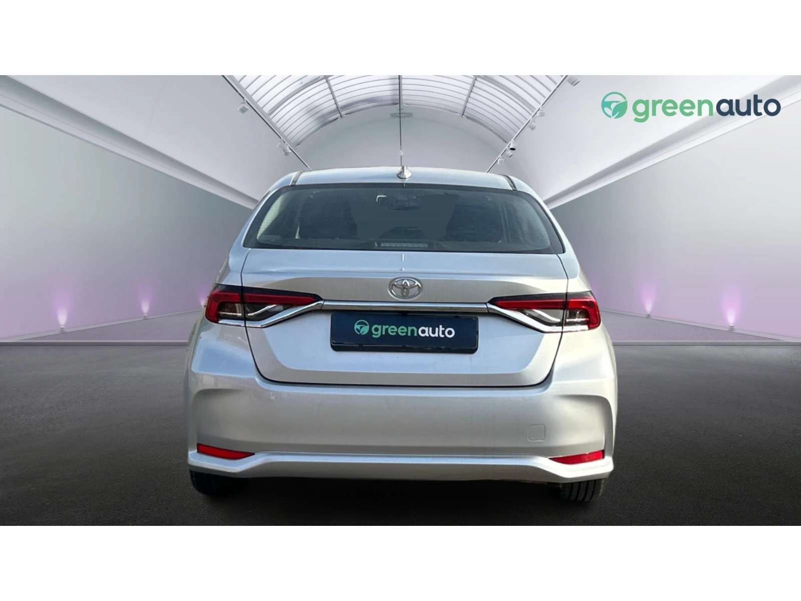 Toyota Corolla  1.6 VVT-i  M/T, ������� ������ �� 227   | Mobile.bg � ����������� 4