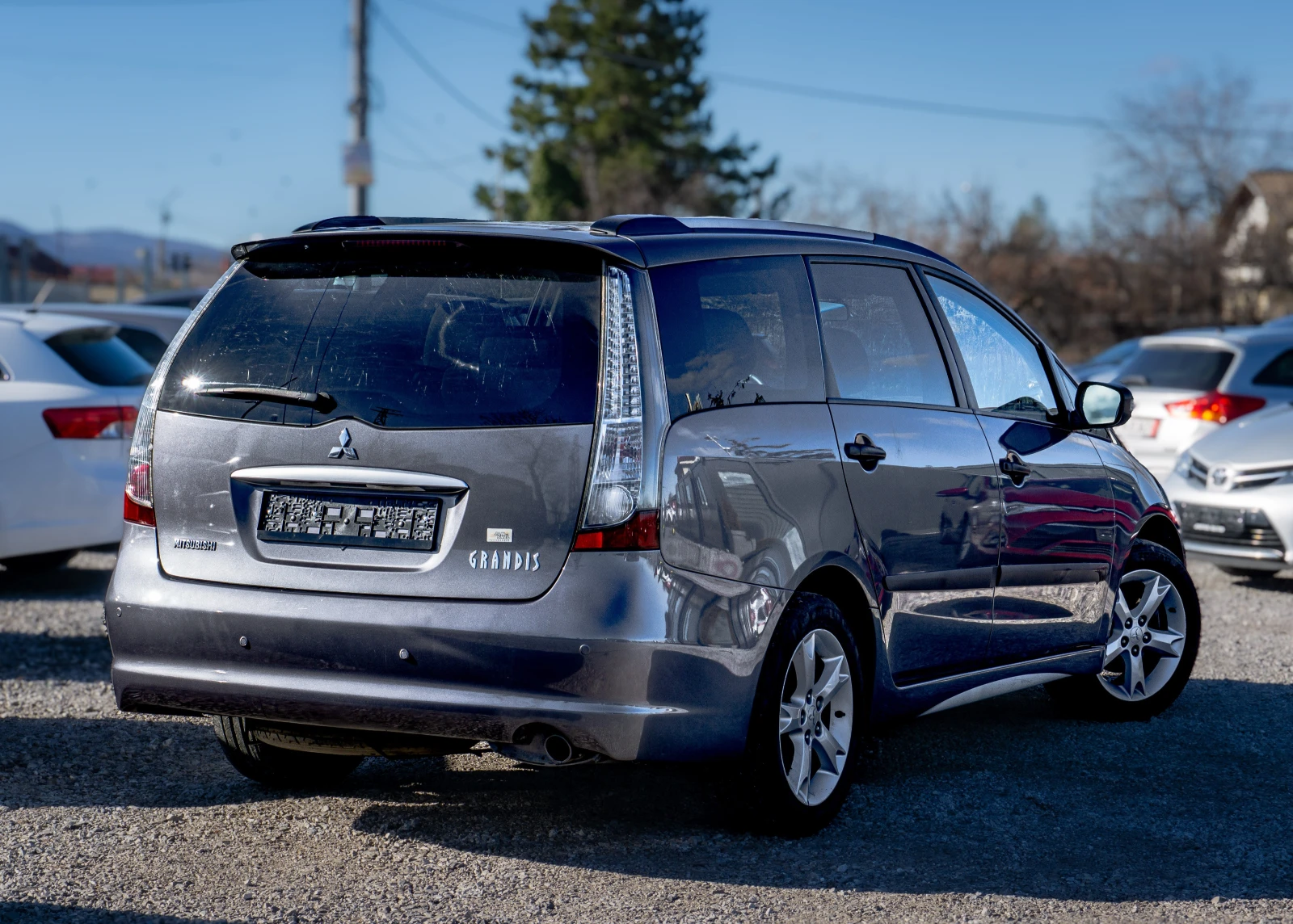 Mitsubishi Grandis 2.4i 165hp! С ГАРАНЦИЯ! БЕЗПЛАТНА РЕГИСТРАЦИЯ - изображение 5