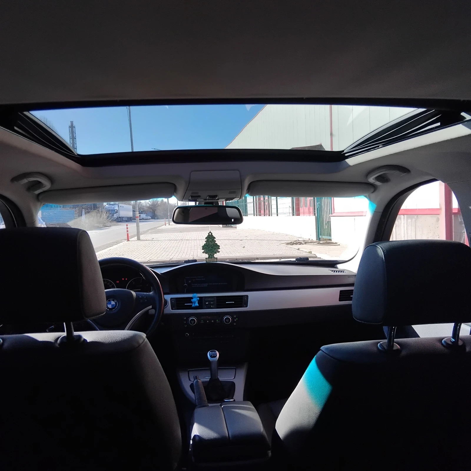 BMW 320 Е91 XDRIVE , снимка 12 - Автомобили и джипове - 53751178