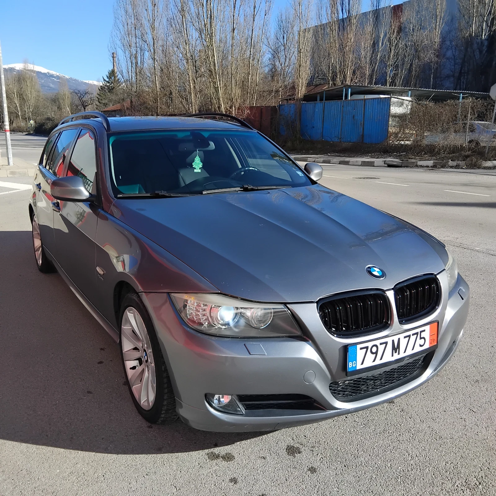 BMW 320 Е91 XDRIVE  - изображение 2