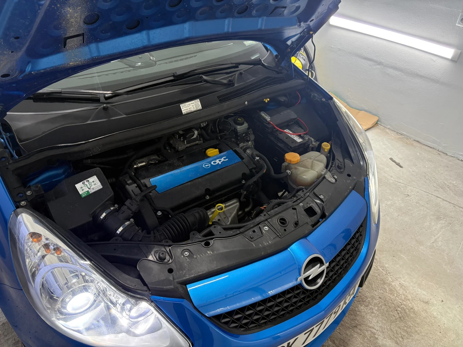 Opel Corsa OPC, снимка 10 - Автомобили и джипове - 53710210