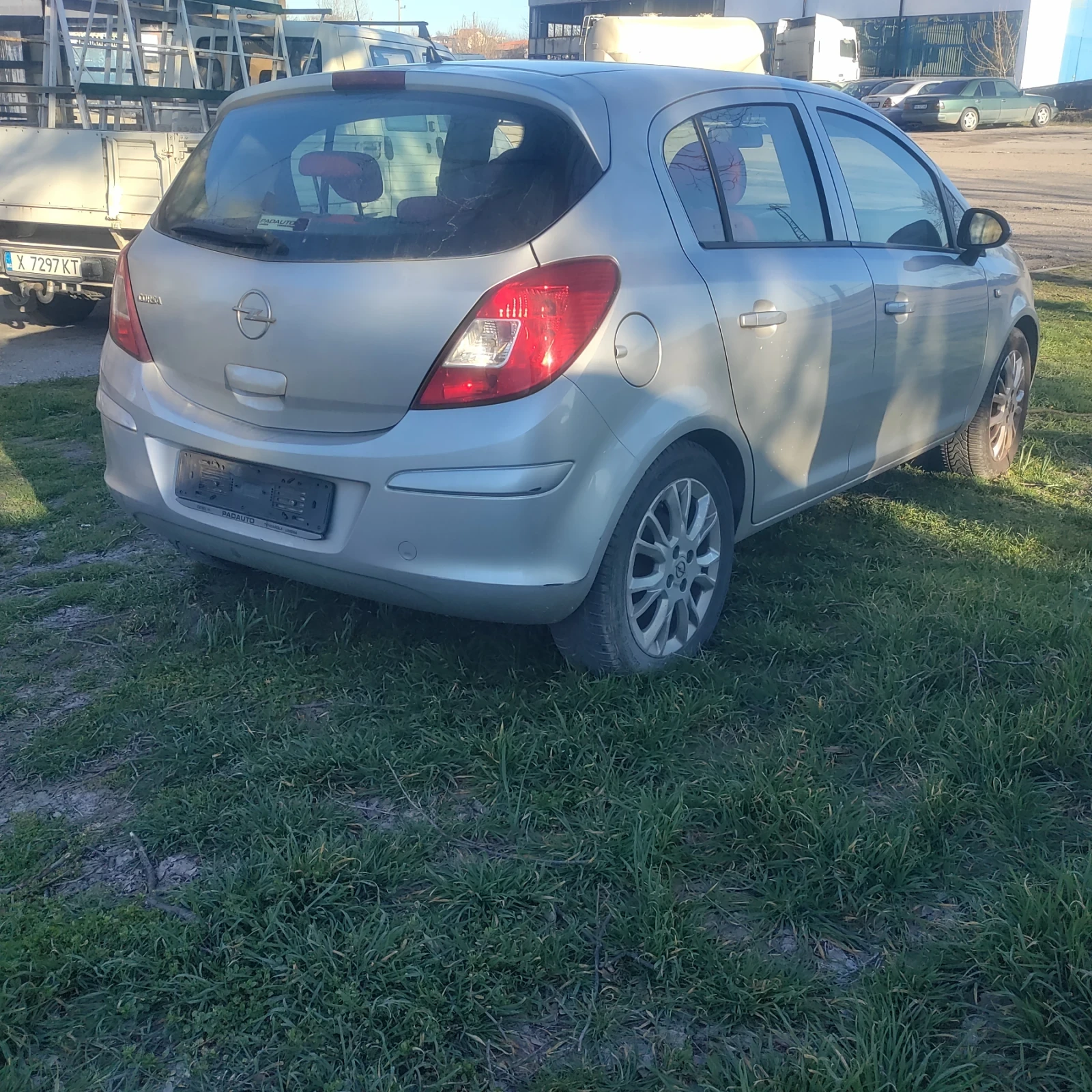 Opel Corsa 1.2бензин, снимка 5 - Автомобили и джипове - 53787320