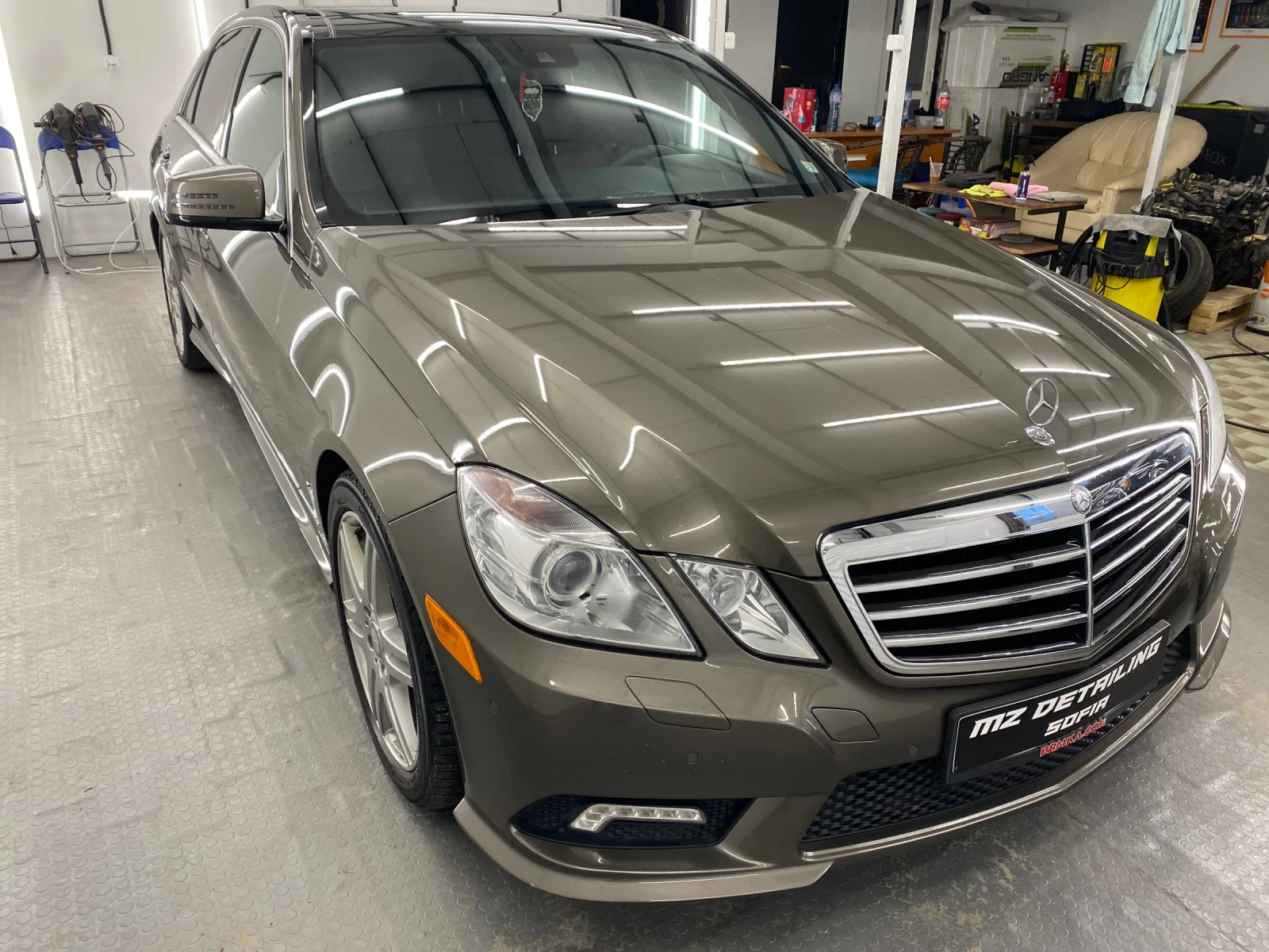 Mercedes-Benz E 500 4MATIC, снимка 3 - Автомобили и джипове - 54152381