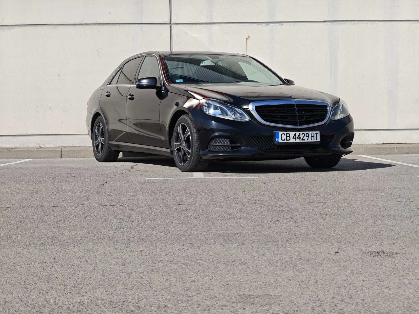 Mercedes-Benz E 200, снимка 3 - Автомобили и джипове - 53894907