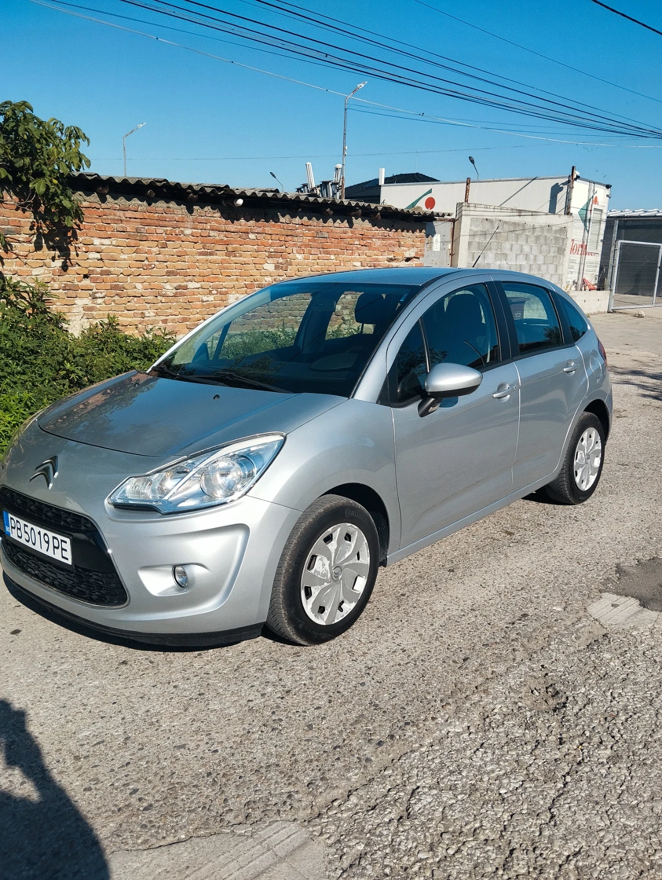 Citroen C3 1.6 HDI 92к.с. НАПЪЛНО ОБСЛУЖЕНА КЛИМАТИК , снимка 5 - Автомобили и джипове - 53916060