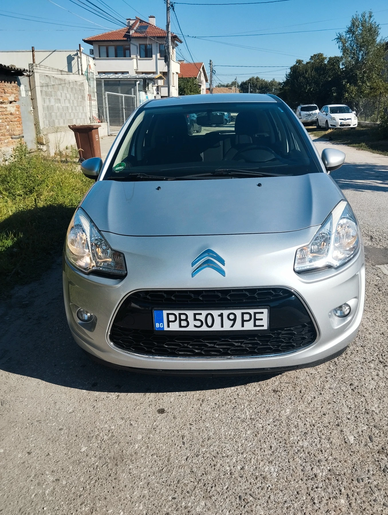Citroen C3 1.6 HDI 92к.с. НАПЪЛНО ОБСЛУЖЕНА КЛИМАТИК , снимка 8 - Автомобили и джипове - 53916060
