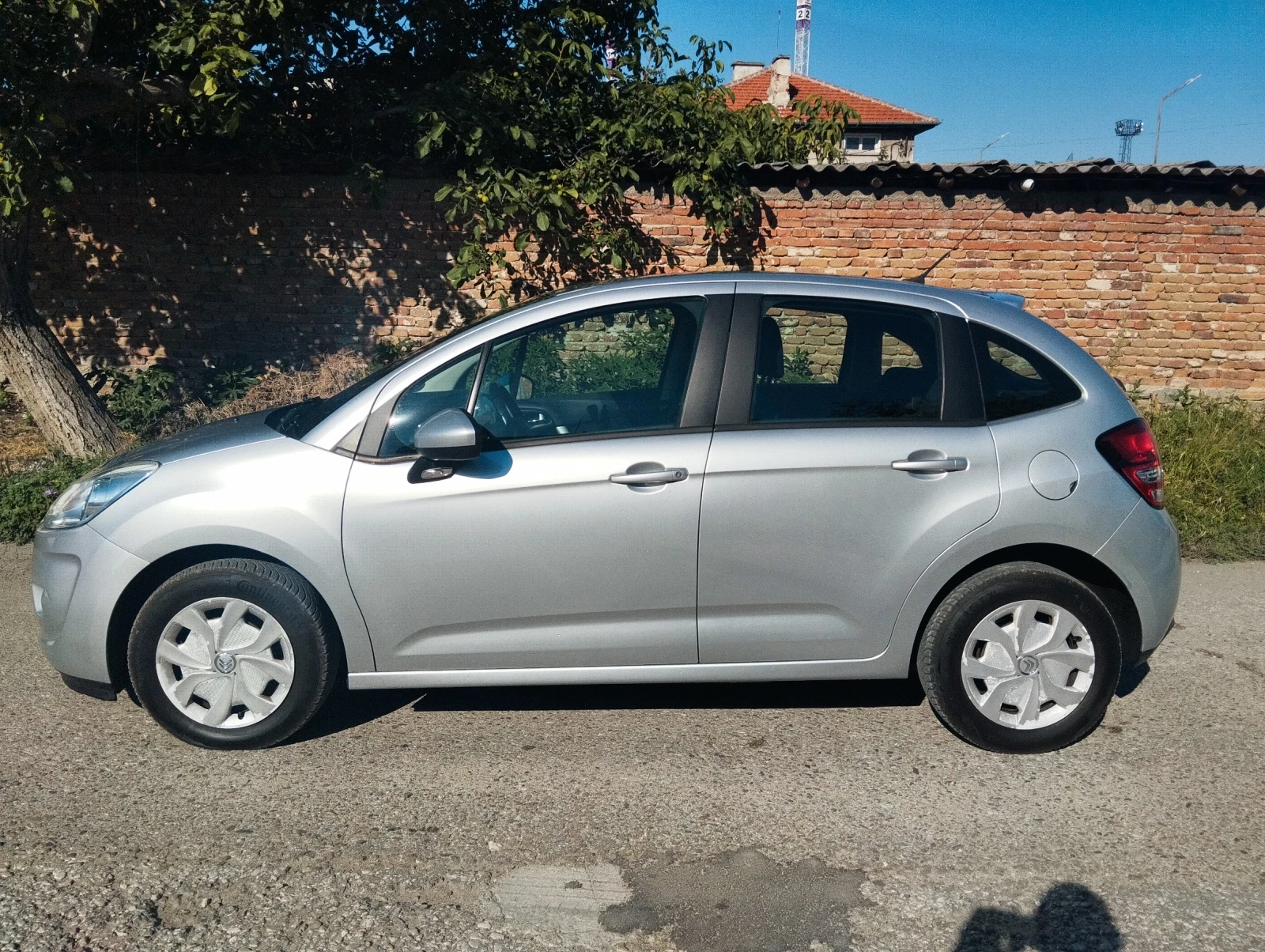 Citroen C3 1.6 HDI 92к.с. НАПЪЛНО ОБСЛУЖЕНА КЛИМАТИК , снимка 4 - Автомобили и джипове - 53916060