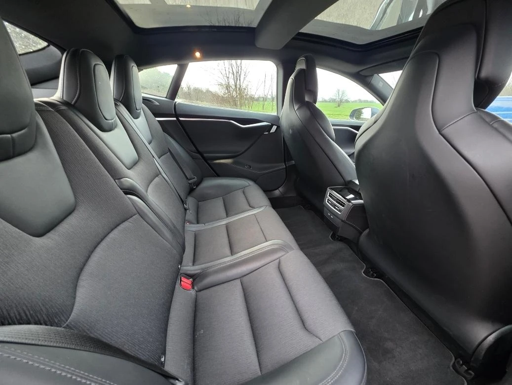 Tesla Model S  4х4 Европейска Гаранция, снимка 13 - Автомобили и джипове - 54035381