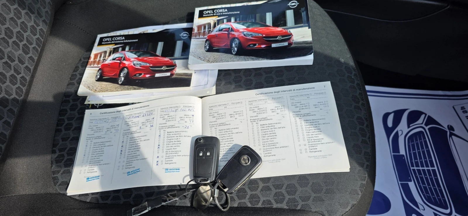 Opel Corsa 1.4 фабрична газ , снимка 16 - Автомобили и джипове - 54091807