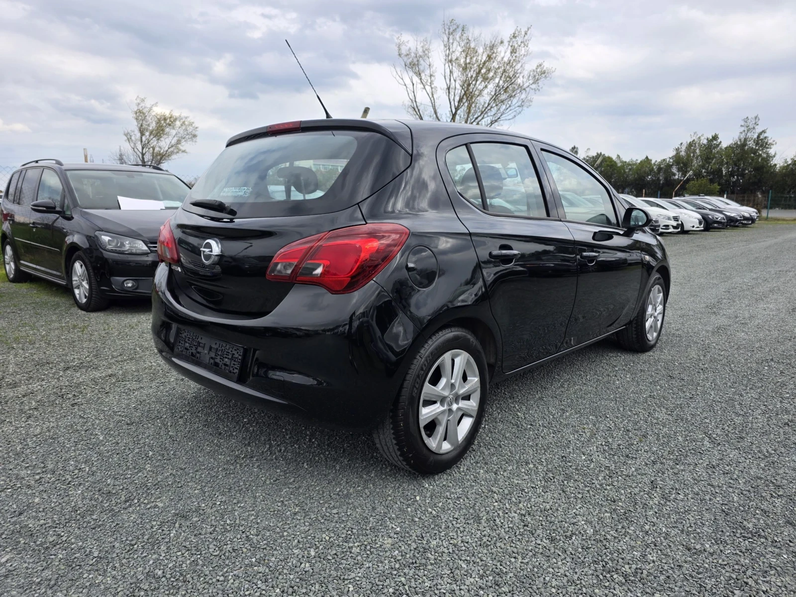 Opel Corsa 1.4 фабрична газ , снимка 5 - Автомобили и джипове - 54091807