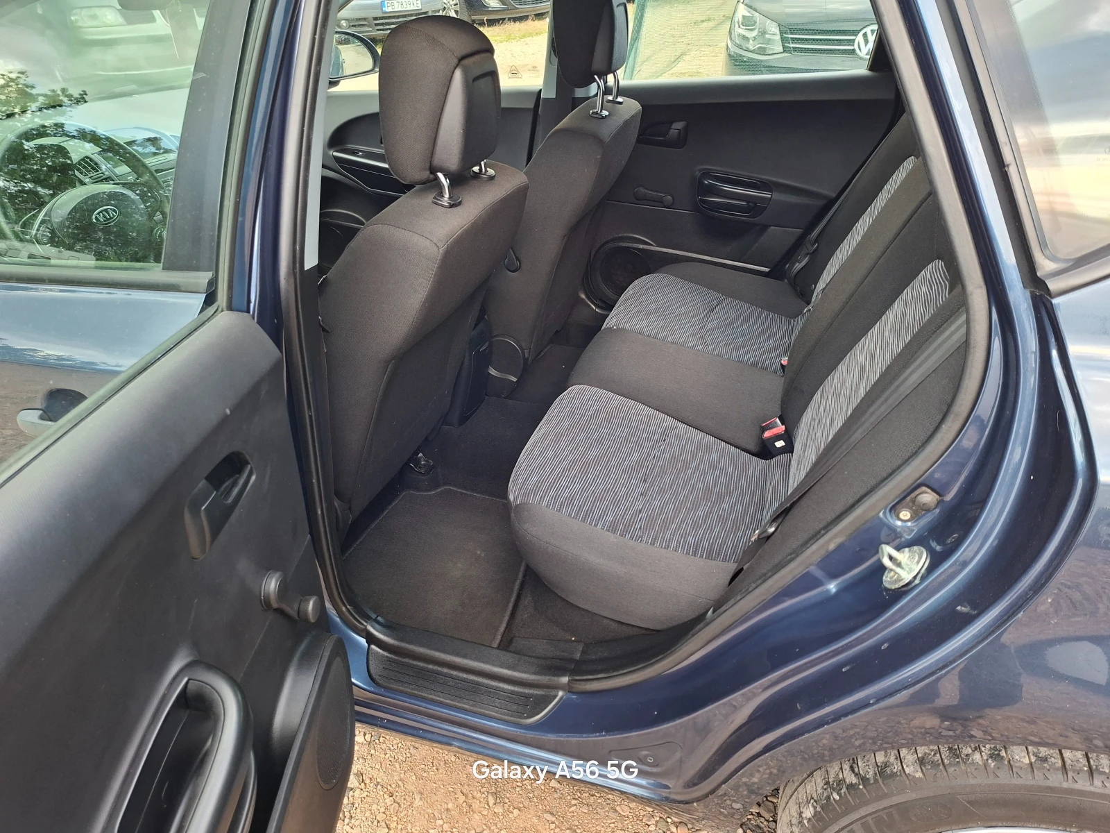 Kia Ceed 1.4 benzin 109кс., снимка 7 - Автомобили и джипове - 54620548