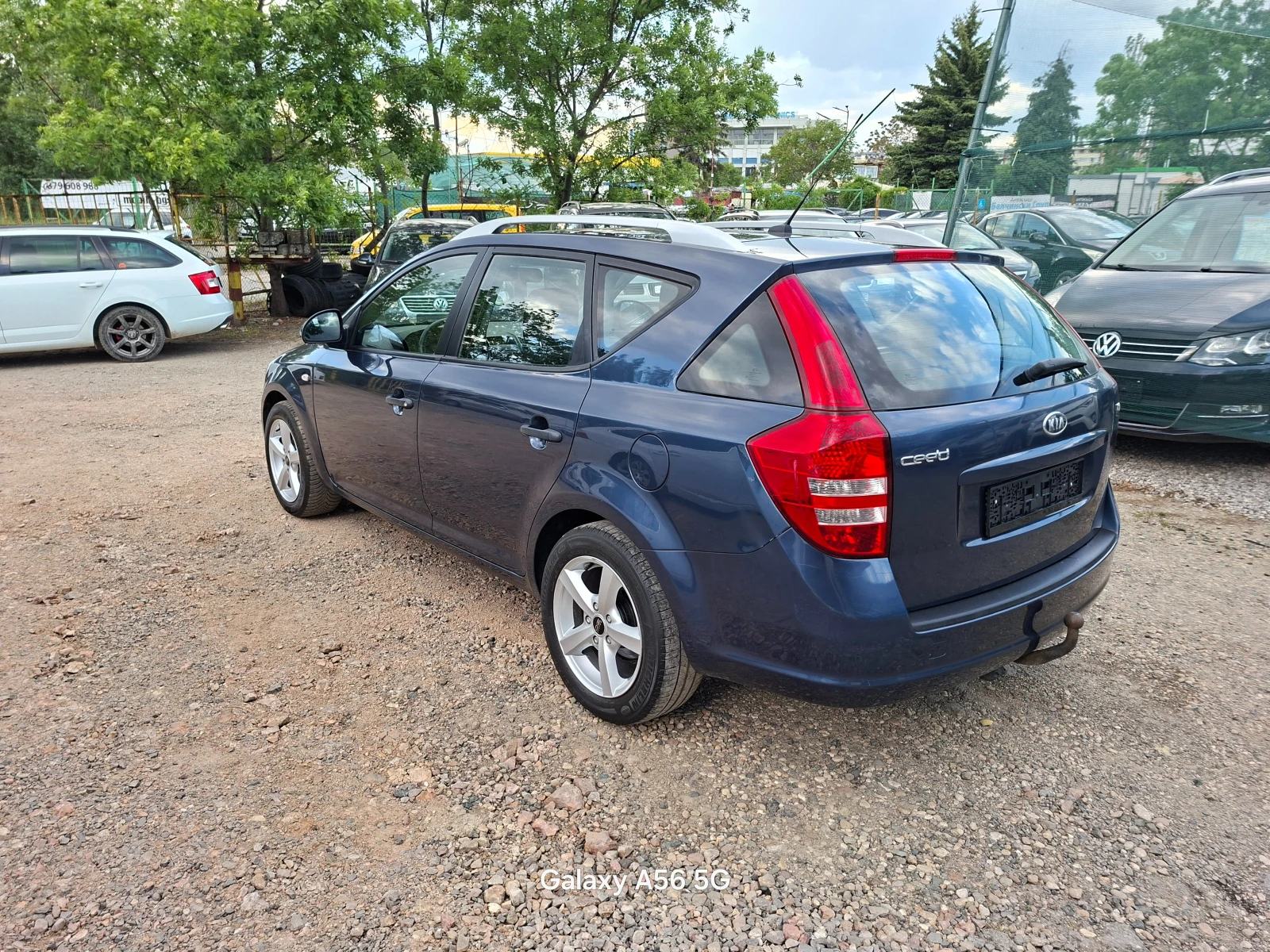 Kia Ceed 1.4 benzin 109кс., снимка 4 - Автомобили и джипове - 54620548