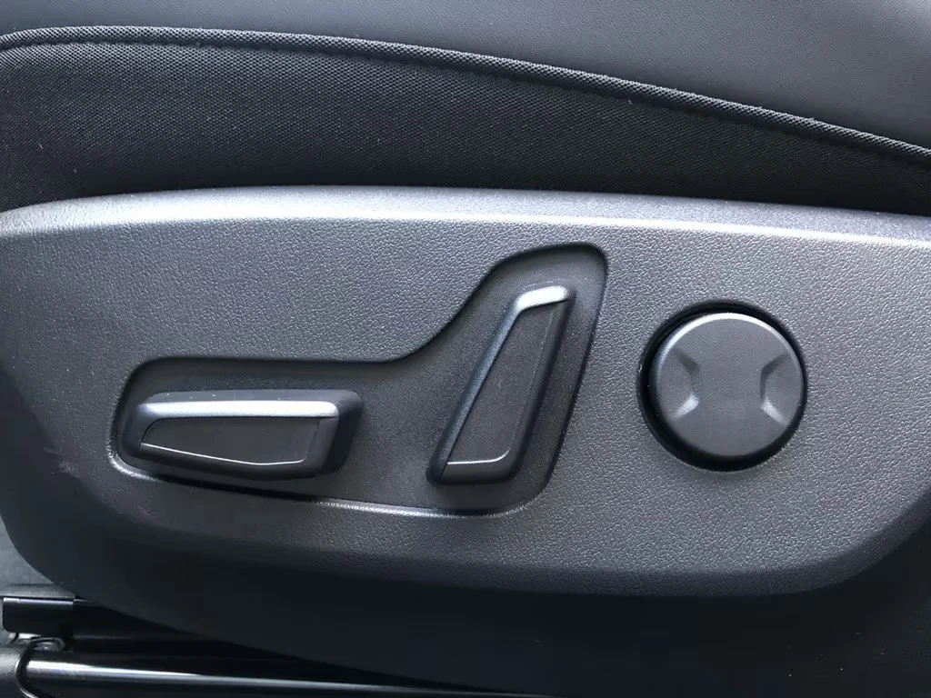 Kia EV4 EARTH/204HP/58KWH/WINTER/CAM/NAVI/262h, снимка 15 - Автомобили и джипове - 54973794