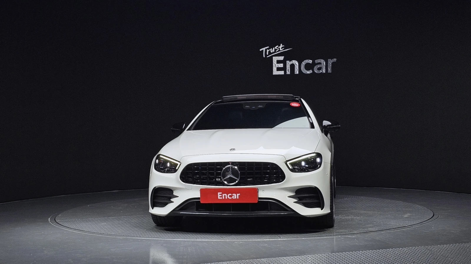 Mercedes-Benz E 450 4MATIC Coupe AMG Line, снимка 3 - Автомобили и джипове - 55435438