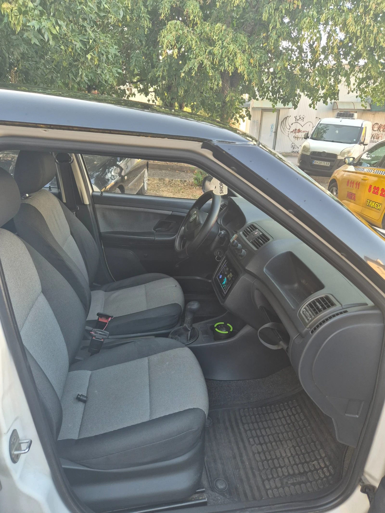 Skoda Fabia, снимка 7 - Автомобили и джипове - 55658236