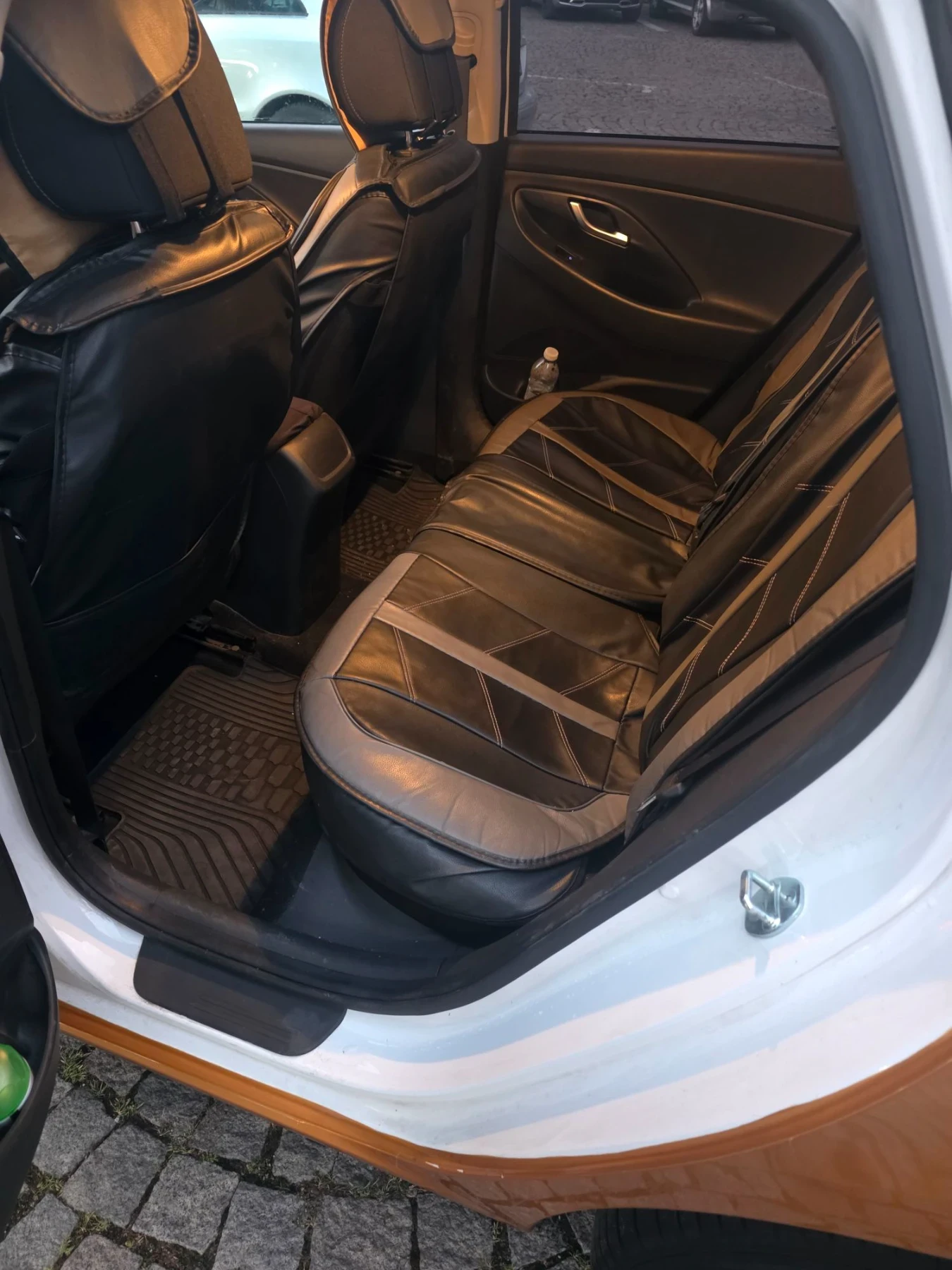 Hyundai I30 Лек автомобил , снимка 10 - Автомобили и джипове - 56211617