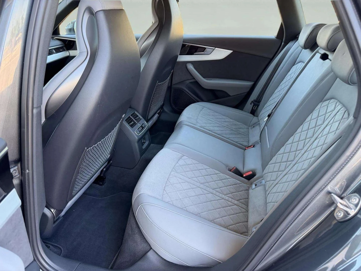 Audi A4, снимка 8 - Автомобили и джипове - 55794338
