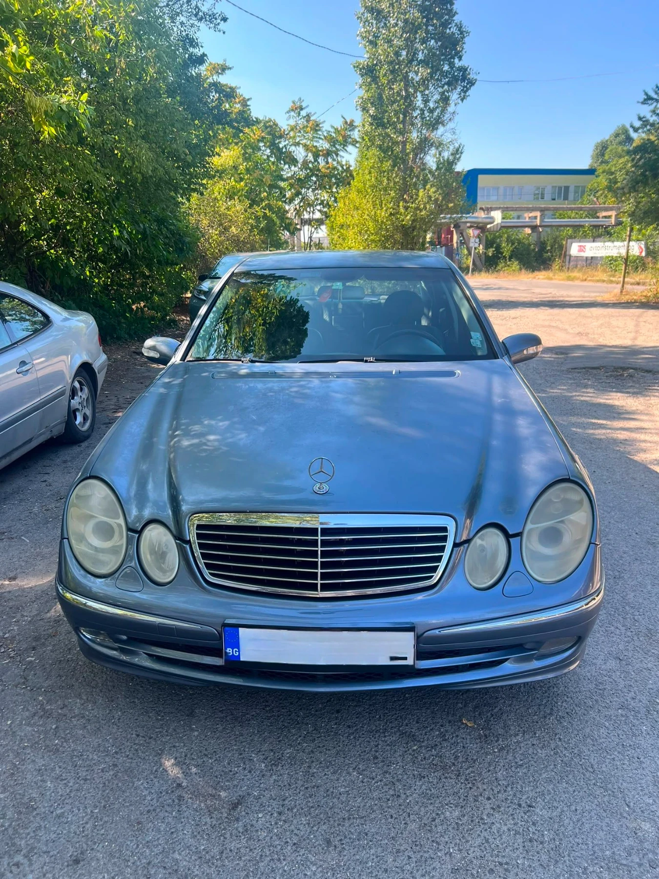 Mercedes-Benz E 320